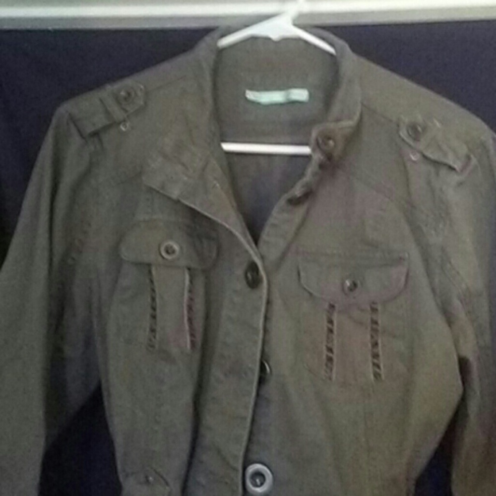 Jacket - Picture 2 of 3